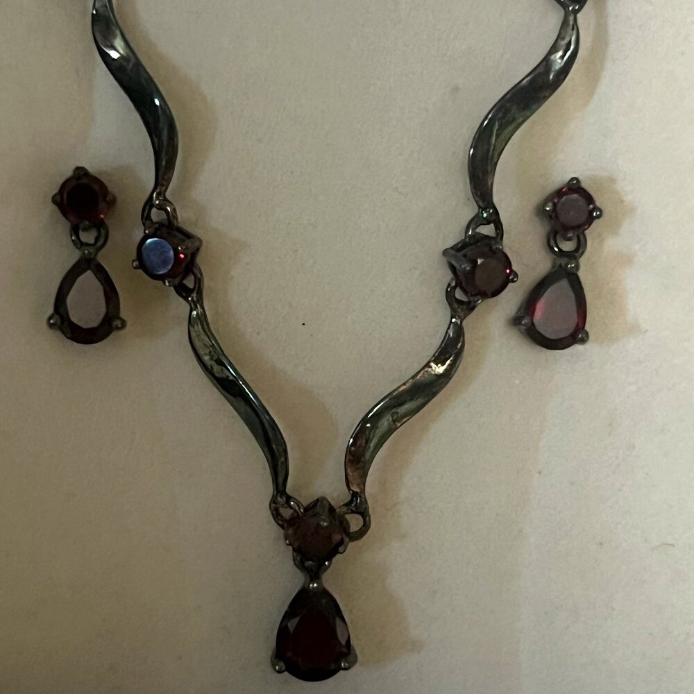 Costume Necklace Garnet Colored Stones And Matching Pierced Earrings